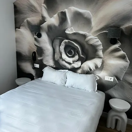Eden Hotel