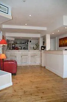 Eden Hotel 3*