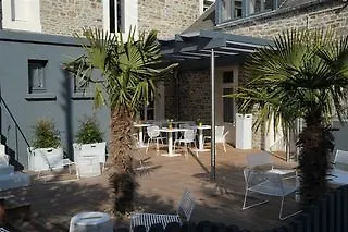 Eden Hotel